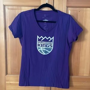 NWOT Sacramento Kings Fox T-Shirt